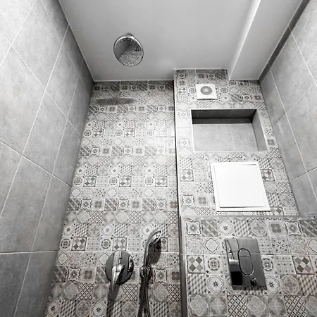 6 6 Bathrooms 2 Levels Kitchens Lejlighed Sofia