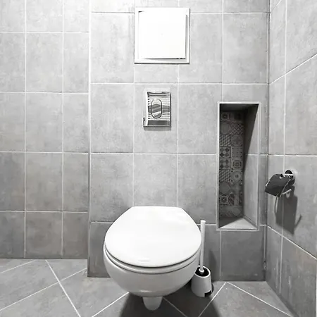 شقة 6 6 Bathrooms 2 Levels Kitchens *