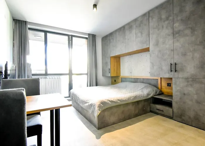 Apartment 6 6 Bathrooms 2 Levels Kitchens *