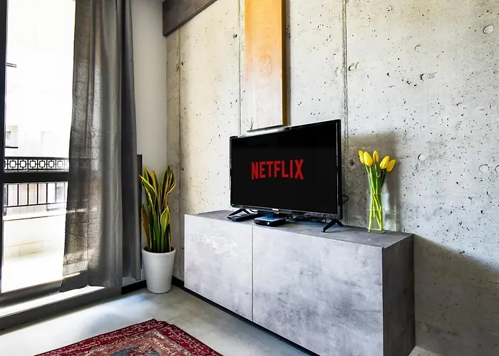 アパート 6 6 Bathrooms 2 Levels Kitchens *