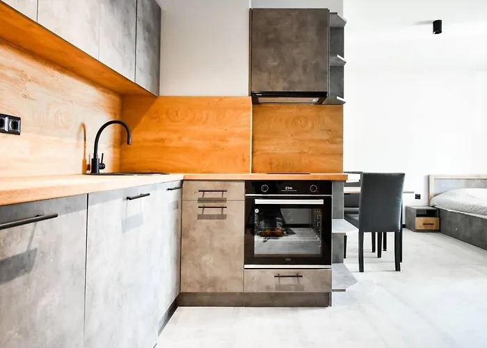 Apartment 6 6 Bathrooms 2 Levels Kitchens *