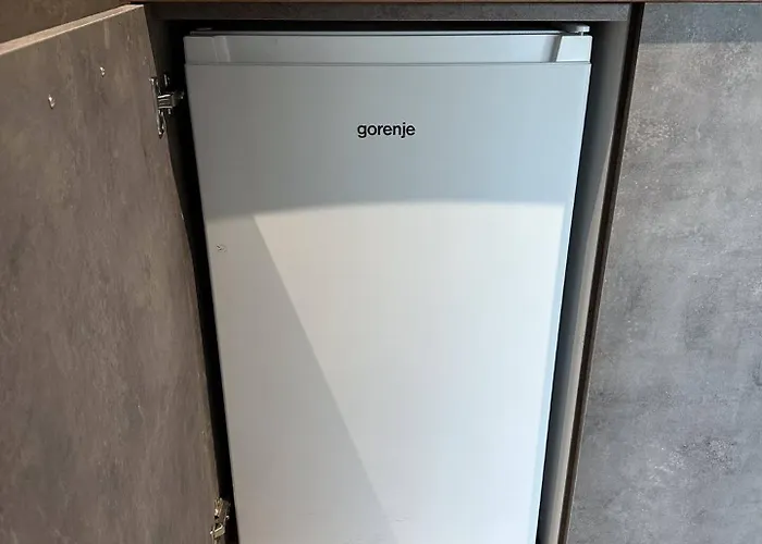 6 6 Bathrooms 2 Levels Kitchens アパート