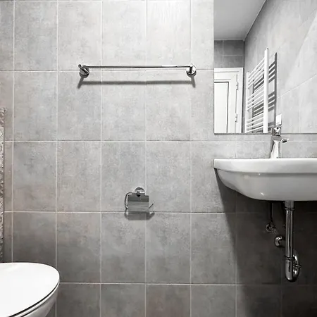 Daire 6 6 Bathrooms 2 Levels Kitchens *