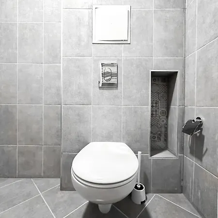 6 6 Bathrooms 2 Levels Kitchens Daire *