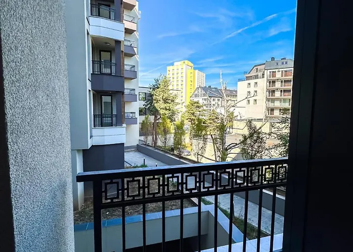 6 Studios 6 Bathrooms 2 Levels Kitchens Apartment Sofia